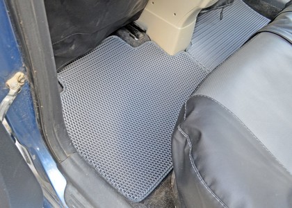 Ворсовые коврики на Toyota Yaris II 2005&nbsp;-&nbsp;2011 в Череповеце