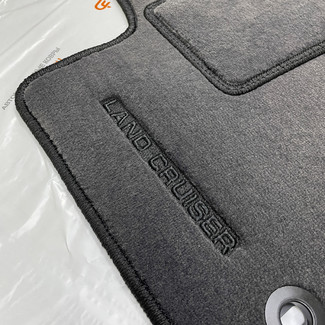 Ворсовые коврики на Toyota Land Cruiser 80 1990&nbsp;-&nbsp;1997 в Череповеце