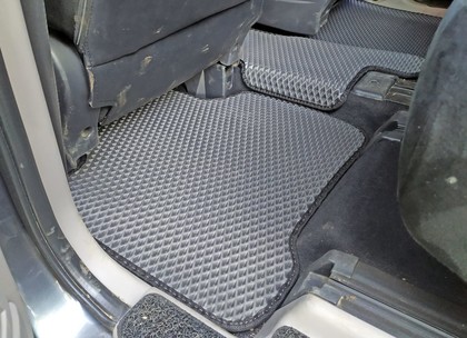 Ворсовые коврики на Mitsubishi Grandis 2003&nbsp;-&nbsp;2009 в Череповеце