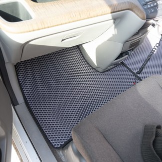 Ворсовые коврики на Honda StepWGN V 2015&nbsp;-&nbsp;2022 в Череповеце