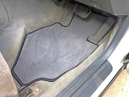 Ворсовые коврики на Toyota Crown (S140) 1991&nbsp;-&nbsp;1995 в Череповеце