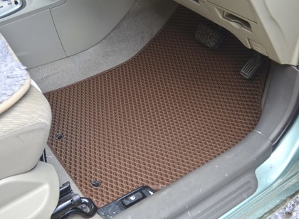 Ворсовые коврики на Toyota Belta 2005&nbsp;-&nbsp;2012 в Череповеце