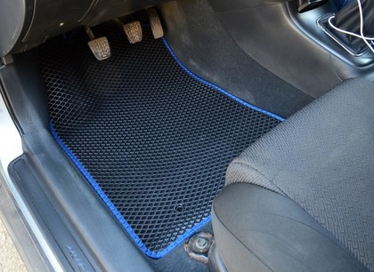 Коврики на Toyota Avensis II 2002&nbsp;-&nbsp;2008 в Череповеце