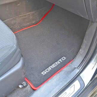 Ворсовые коврики на KIA Sorento II рестайлинг 2012&nbsp;-&nbsp;2021 в Череповеце