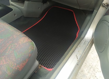 Ворсовые коврики на Nissan Micra (K11) 1992&nbsp;-&nbsp;2003 в Череповеце