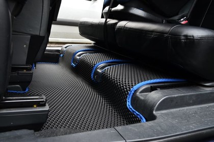 Ворсовые коврики на Toyota Isis 2004&nbsp;-&nbsp;2017 в Череповеце