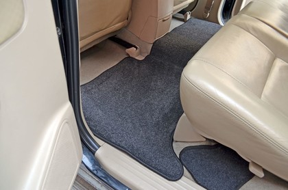 Ворсовые коврики на Toyota Fortuner I 2004&nbsp;-&nbsp;2015 в Череповеце