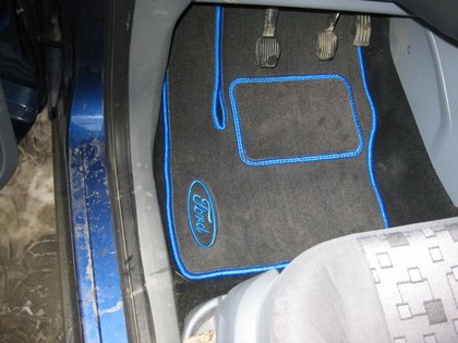 Ворсовые коврики на Ford C-Max 2003&nbsp;-&nbsp;2010 в Череповеце