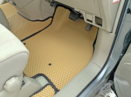 Ворсовые коврики на Toyota Estima III 2006&nbsp;-&nbsp;2019 в Череповеце