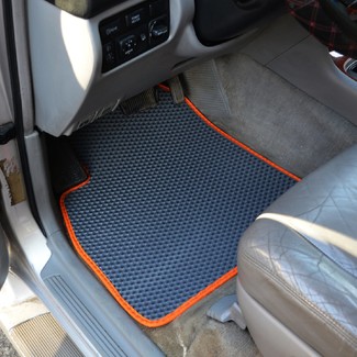 Ворсовые коврики на Toyota Land Cruiser 100 1998&nbsp;-&nbsp;2007 в Череповеце