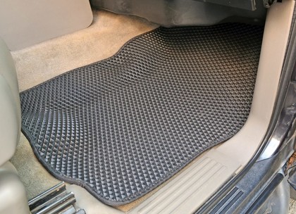 Коврики на Chevrolet Tahoe II 1999&nbsp;-&nbsp;2007 в Череповеце