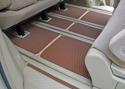 Ворсовые коврики на Toyota Estima III 2006&nbsp;-&nbsp;2019 в Череповеце