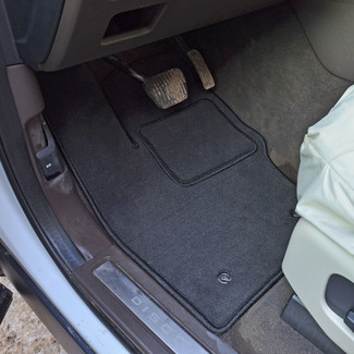 Ворсовые коврики на Land Rover Discovery V 2016&nbsp;-&nbsp;2026 в Череповеце