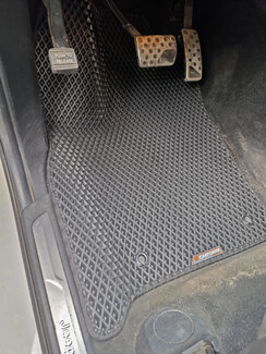 Ворсовые коврики на Jeep Grand Cherokee (WK2) 2010&nbsp;-&nbsp;2022 в Череповеце