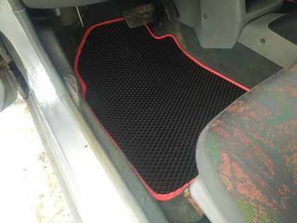 Ворсовые коврики на Nissan Micra (K11) 1992&nbsp;-&nbsp;2003 в Череповеце