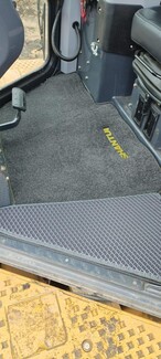 Ворсовые коврики на Спецтехника Бульдозер Shantui DH24B3 XL  в Череповеце