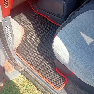 Ворсовые коврики на Toyota Estima I 1990&nbsp;-&nbsp;1999 в Череповеце