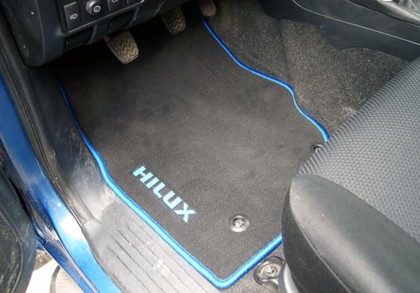 Ворсовые коврики на Toyota Hilux VII 2008&nbsp;-&nbsp;2015 в Череповеце