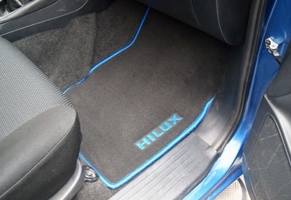 Ворсовые коврики на Toyota Hilux VII 2008&nbsp;-&nbsp;2015 в Череповеце