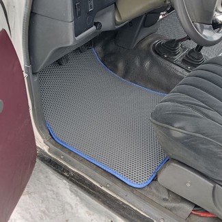 Коврики на Toyota 4runner II 1989&nbsp;-&nbsp;1995 в Череповеце