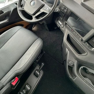 Ворсовые коврики на Shacman X6000 2022&nbsp;-&nbsp;2026 в Череповеце