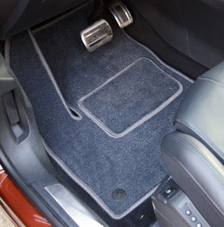 Ворсовые коврики на Peugeot 3008 II 2016&nbsp;-&nbsp;2026 в Череповеце