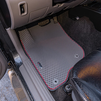 Ворсовые коврики на Mitsubishi Montero Sport II 2008&nbsp;-&nbsp;2016 в Череповеце