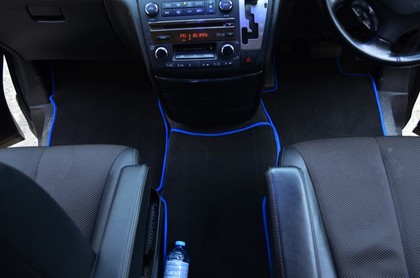 Ворсовые коврики на Nissan Elgrand (E51) 2002&nbsp;-&nbsp;2010 в Череповеце