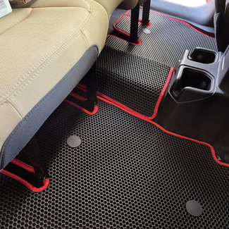 Ворсовые коврики на Jeep Wrangler (JL) 2017&nbsp;-&nbsp;2026 в Череповеце