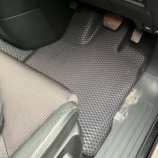 Ворсовые коврики на Nissan Elgrand (E52) 2010&nbsp;-&nbsp;2026 в Череповеце