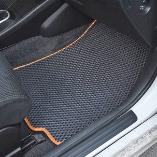 Ворсовые коврики на Nissan Tiida (C11) 2004&nbsp;-&nbsp;2014 в Череповеце