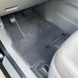 Ворсовые коврики на KIA Carnival III 7 мест 2014&nbsp;-&nbsp;2021 в Череповеце