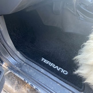 Ворсовые коврики на Nissan Terrano I (WD21) 1985&nbsp;-&nbsp;1995 в Череповеце