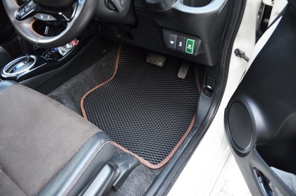 Коврики на Honda Fit Shuttle 2011&nbsp;-&nbsp;2015 в Череповеце