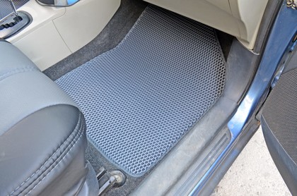 Ворсовые коврики на Toyota Yaris II 2005&nbsp;-&nbsp;2011 в Череповеце