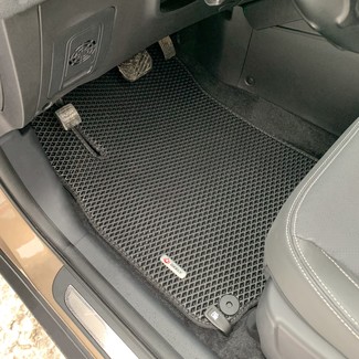 Ворсовые коврики на Geely Emgrand X7 второй рестайлинг 2019&nbsp;-&nbsp;2022 в Череповеце