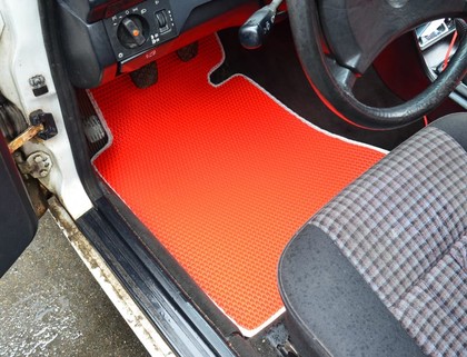 Ворсовые коврики на Mercedes E (W124) 1986&nbsp;-&nbsp;1996 в Череповеце