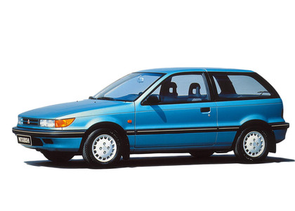 Ворсовые коврики на Mitsubishi Colt 3 1988&nbsp;-&nbsp;1992 в Череповеце