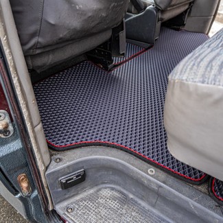 Ворсовые коврики на Mitsubishi Space Gear 1994&nbsp;-&nbsp;2007 в Череповеце