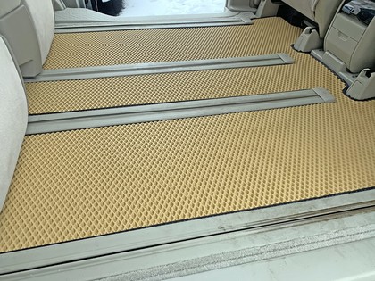 Ворсовые коврики на Toyota Estima III 2006&nbsp;-&nbsp;2019 в Череповеце