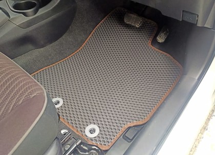 Коврики на Toyota Aqua (P10) 2011&nbsp;-&nbsp;2021 в Череповеце