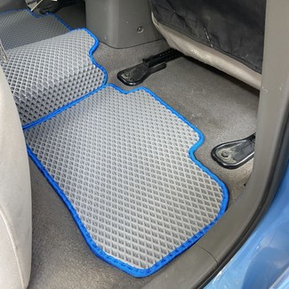 Ворсовые коврики на Nissan Leaf (ZE0) 2009&nbsp;-&nbsp;2012 в Череповеце