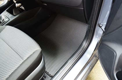 Ворсовые коврики на Solaris KRX 2024&nbsp;-&nbsp;2026 в Череповеце