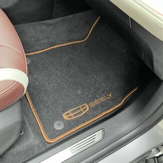 Ворсовые коврики на Geely Monjaro Гибрид 2022&nbsp;-&nbsp;2026 в Череповеце