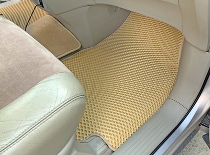 Ворсовые коврики на Toyota Previa (XR30, XR40) 2000&nbsp;-&nbsp;2007 в Череповеце