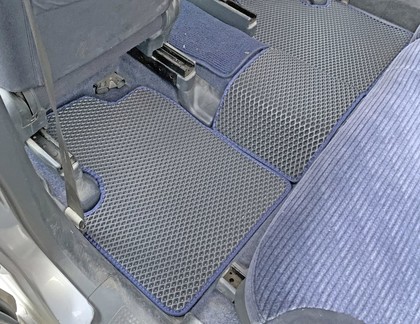 Коврики на Honda Stream I 4wd 2000&nbsp;-&nbsp;2006 в Череповеце