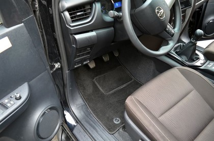 Ворсовые коврики на Toyota Fortuner II 2015&nbsp;-&nbsp;2026 в Череповеце