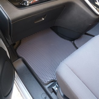 Ворсовые коврики на Nissan Serena (C27) 2016&nbsp;-&nbsp;2022 в Череповеце