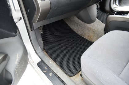 Ворсовые коврики на Toyota Prius (20) 2004&nbsp;-&nbsp;2009 в Череповеце