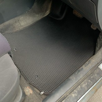 Коврики на Toyota Allex 2001&nbsp;-&nbsp;2006 в Череповеце